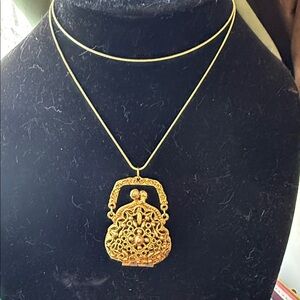 Vintage Art (Arthur Pepper) Gold Tone Filigree Purse Locket Pendant Necklace 23"